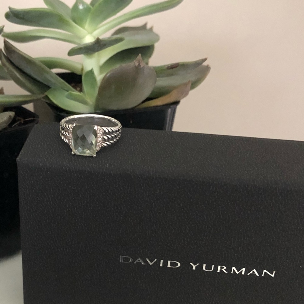 SOLD/////////David Yurman PETITE Wheaton Ring